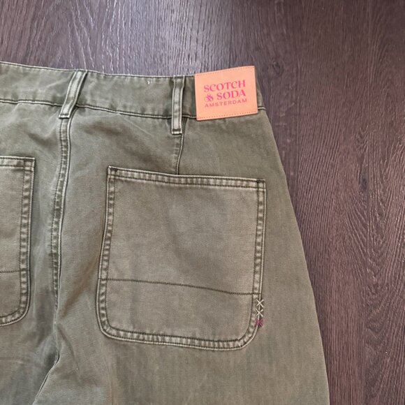 Scotch & Soda The Pip Utility Chino Military Green with flower embroidery 26/32 - Picture 13 of 15